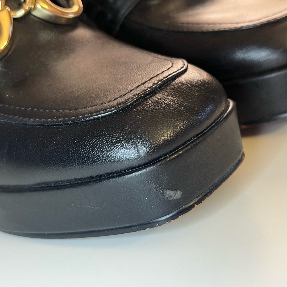 Lisa Vicky NOW Platform Loafer Pumps Black & Gold Medallion, Block Heel, Size 8 - Picture 4 of 16